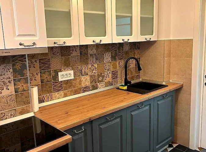 Alex Βουκουρέστι